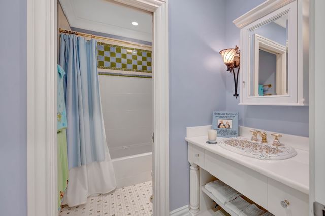 1005 Greenwich Park, Nashville, TN 37215