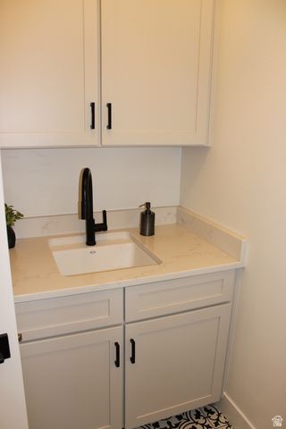 794 S MILLER AVE, North Salt Lake, UT 84054