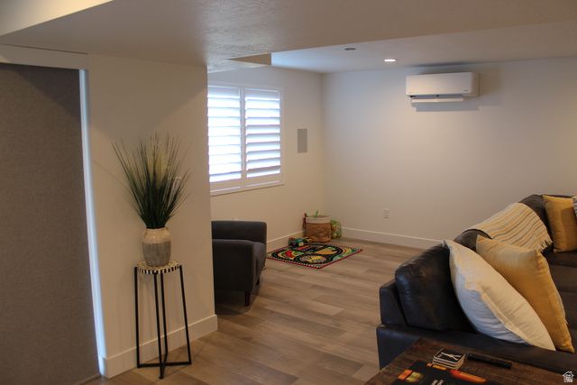 794 S MILLER AVE, North Salt Lake, UT 84054