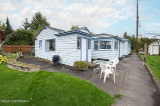 318 W 10th Avenue, Anchorage, AK 99501