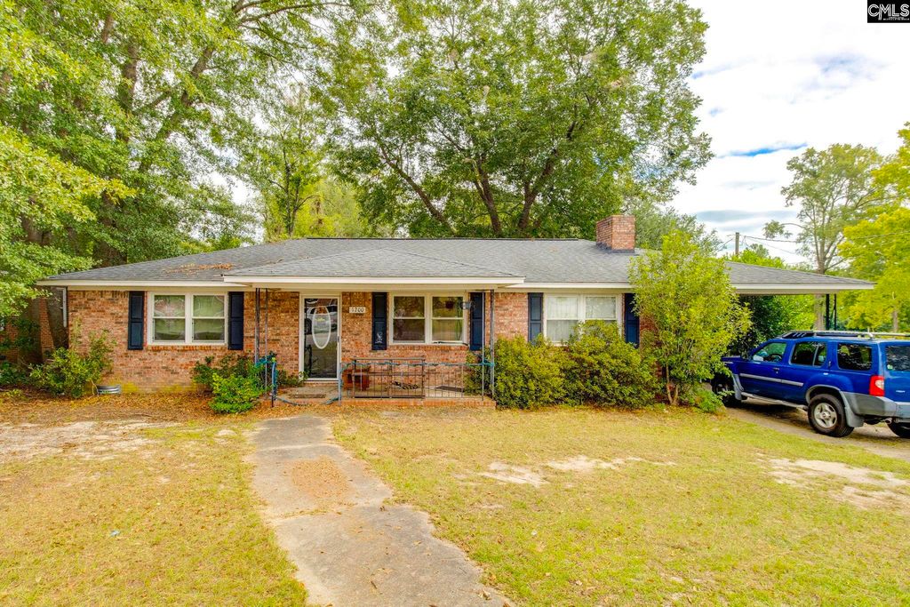 1200 Gardner Street, Camden, SC 29020