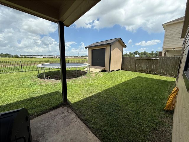 9022 Saint Laurent Lane, Houston, TX 77044