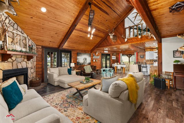 10073 Ferry Lake Road, Oil City, LA 71061