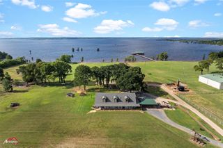 10073 Ferry Lake Road, Oil City, LA 71061