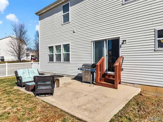 182 S Brighton Park Court, St Charles, MO 63303