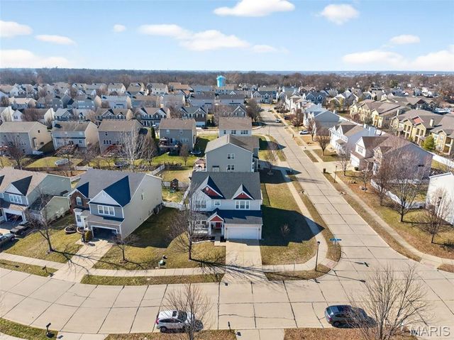 182 S Brighton Park Court, St Charles, MO 63303