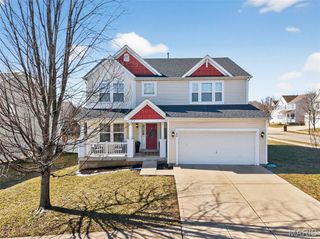 182 S Brighton Park Court, St Charles, MO 63303