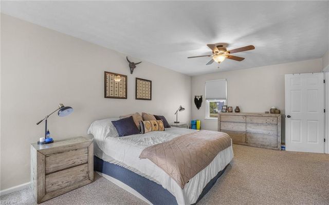 2780 Inglewood LN, Virginia Beach, VA 23456