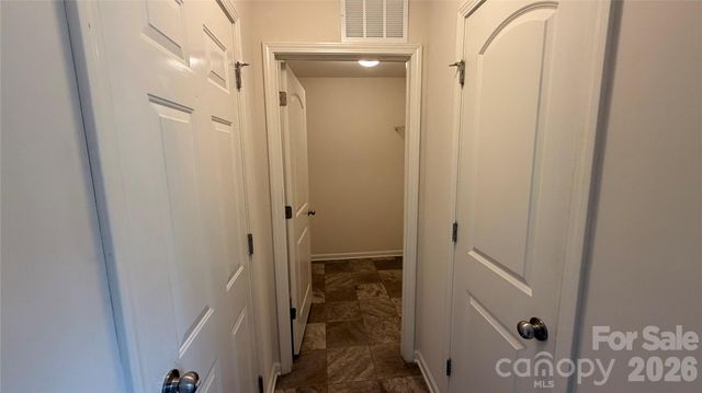2602 Meadow Knoll Drive, Charlotte, NC 28269