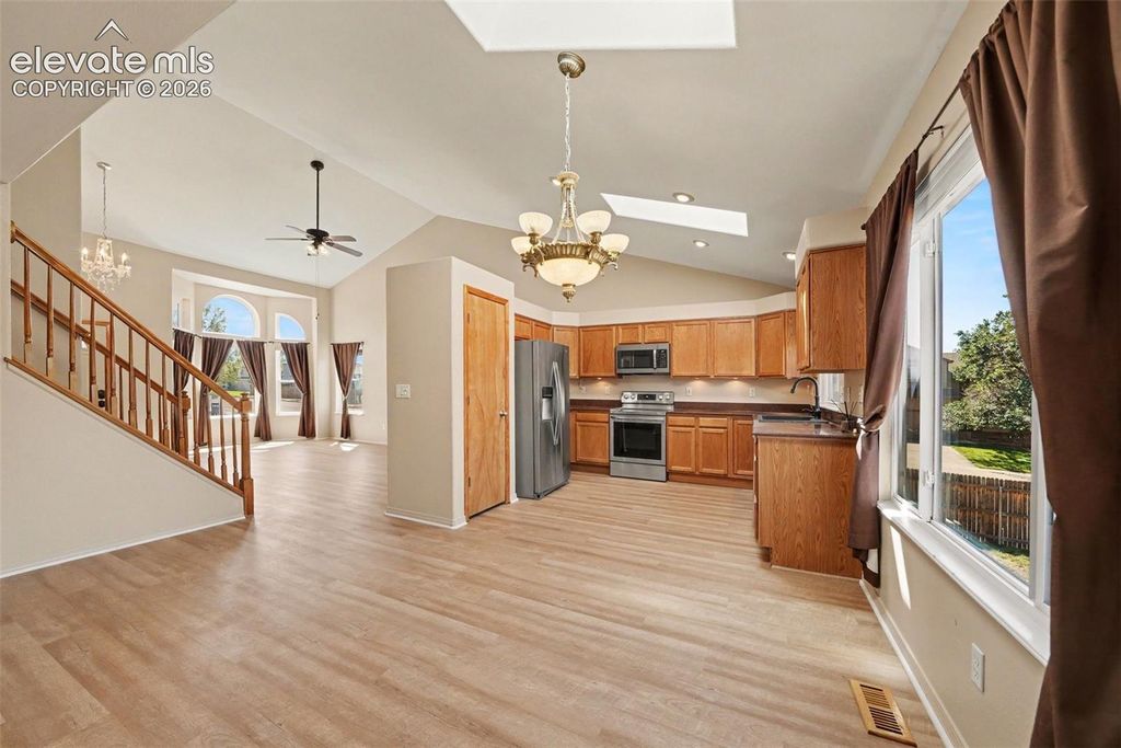 3310 Heather Glen Drive, Colorado Springs, CO 80922 — photo 5