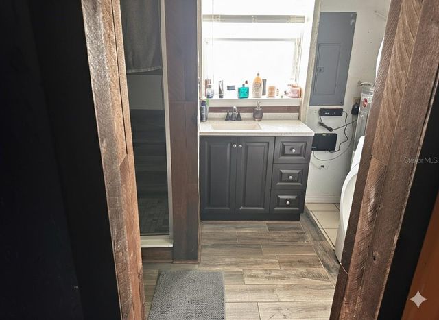 2310 25TH AVENUE W, Bradenton, FL 34205