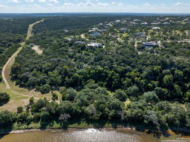 7622 RAMBLE RDG, San Antonio, TX 78266
