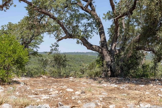 7622 RAMBLE RDG, San Antonio, TX 78266