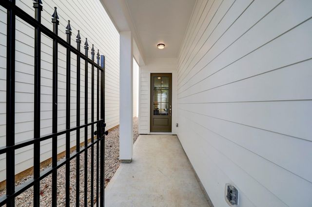 9408 Mcgallion Road, Houston, TX 77076