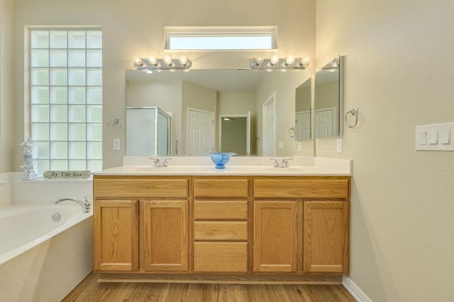 107 Liatris LN, Georgetown, TX 78633