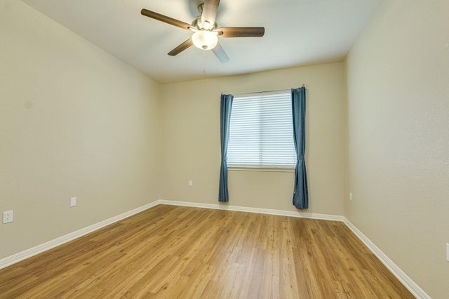 107 Liatris LN, Georgetown, TX 78633