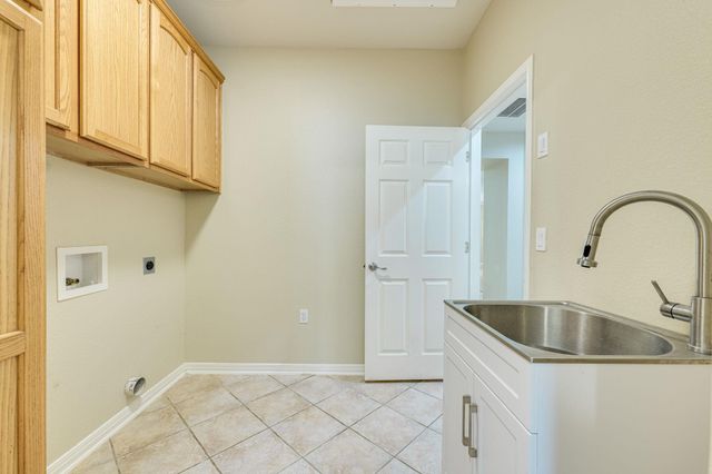 107 Liatris LN, Georgetown, TX 78633