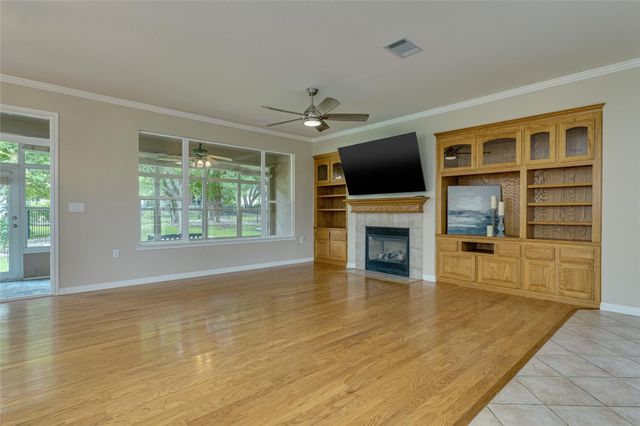 107 Liatris LN, Georgetown, TX 78633