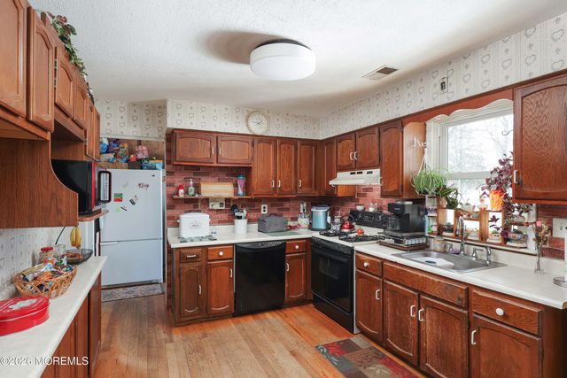 106 Coolidge Drive, Brick, NJ 08724