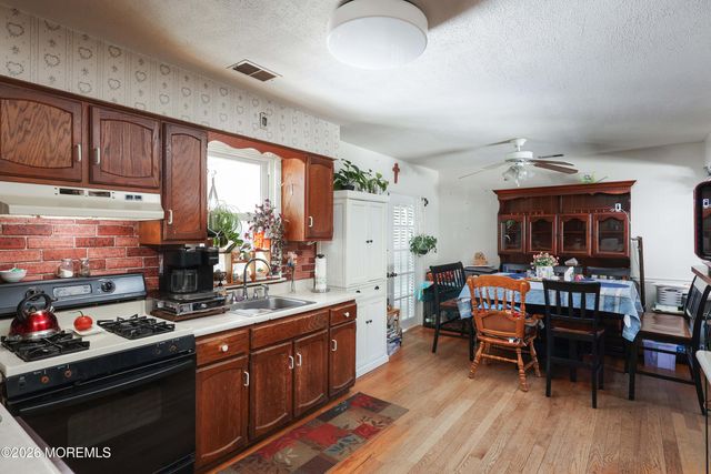 106 Coolidge Drive, Brick, NJ 08724