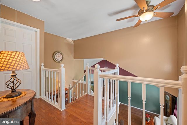 5 CARR LN, Sicklerville, NJ 08081