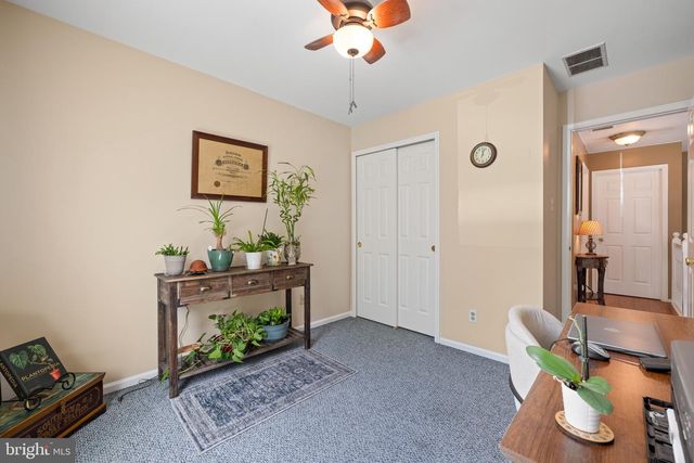5 CARR LN, Sicklerville, NJ 08081