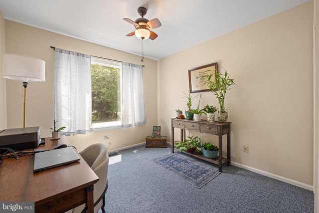 5 CARR LN, Sicklerville, NJ 08081