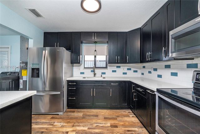 11442 SW 225th St, Miami, FL 33170