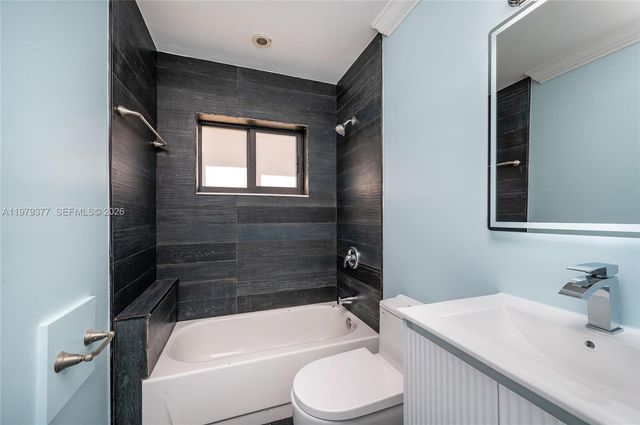 11442 SW 225th St, Miami, FL 33170