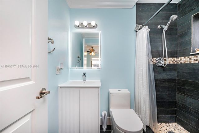 11442 SW 225th St, Miami, FL 33170