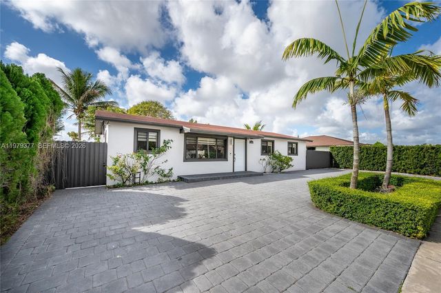 11442 SW 225th St, Miami, FL 33170