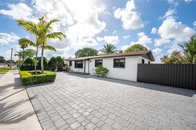 11442 SW 225th St, Miami, FL 33170