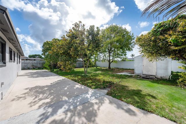 11442 SW 225th St, Miami, FL 33170