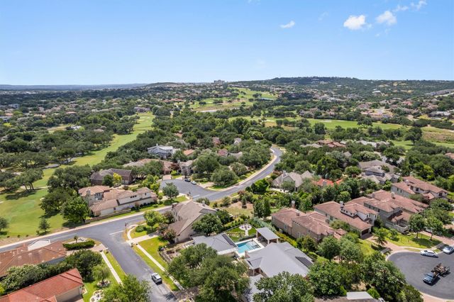 2 Jasperwood CT, Austin, TX 78738