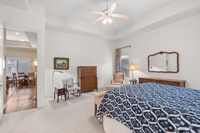 2 Jasperwood CT, Austin, TX 78738