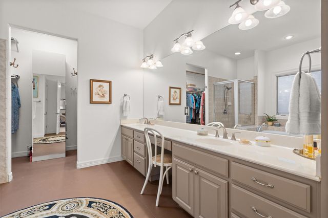 2 Jasperwood CT, Austin, TX 78738