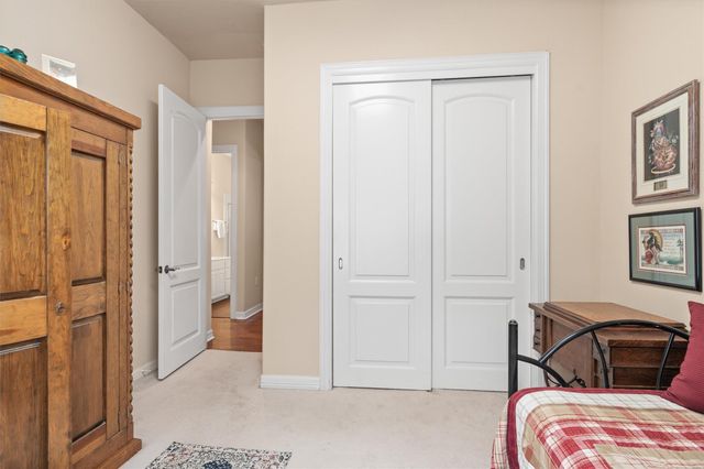 2 Jasperwood CT, Austin, TX 78738