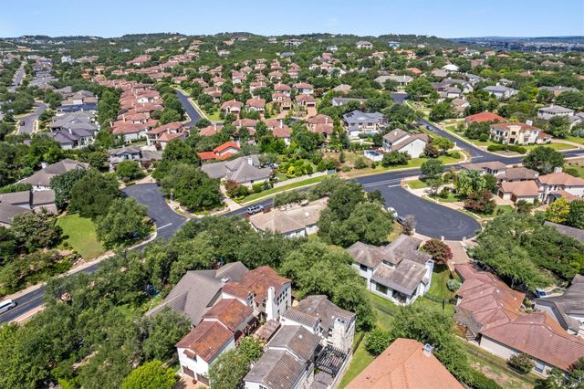 2 Jasperwood CT, Austin, TX 78738