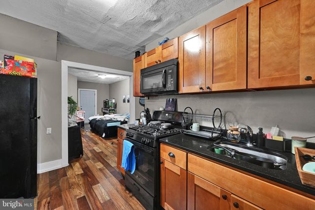 4852 N 9TH ST, Philadelphia, PA 19141
