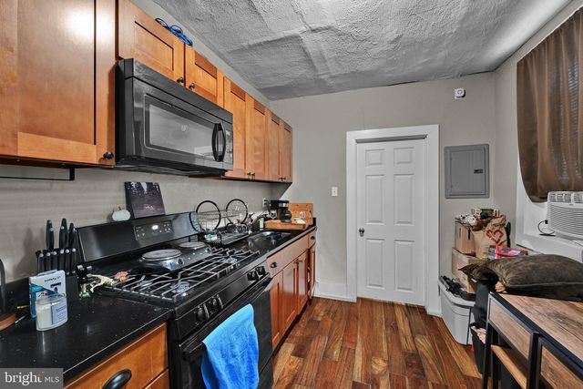 4852 N 9TH ST, Philadelphia, PA 19141