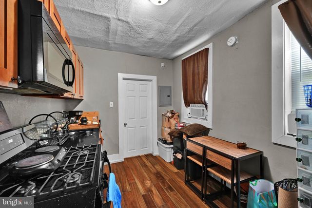 4852 N 9TH ST, Philadelphia, PA 19141