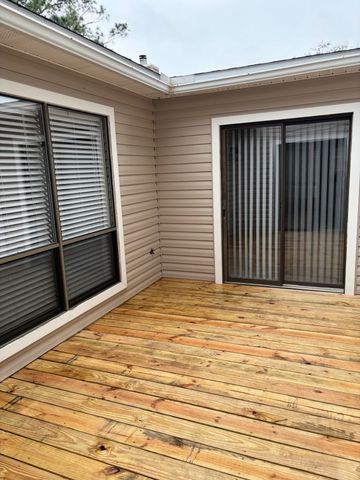 926 Holbrook Circle, Fort Walton Beach, FL 32547