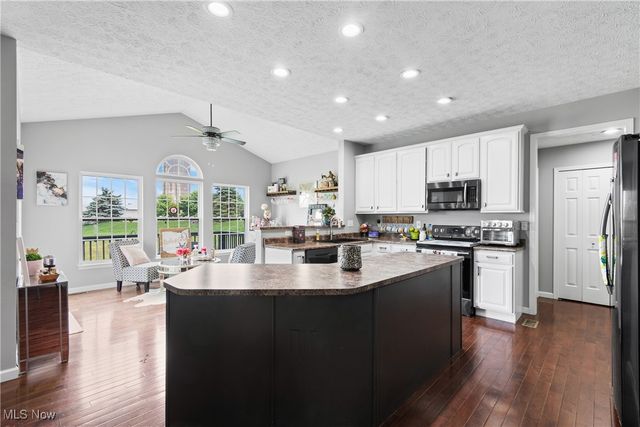 3135 Crooked Creek Circle, Medina, OH 44256