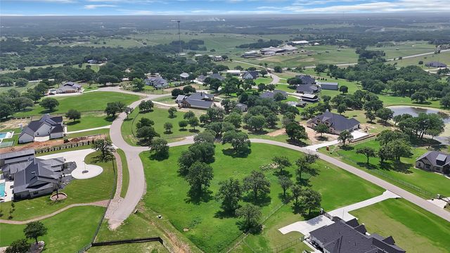 301 Pidgeon Lane, Weatherford, TX 76087