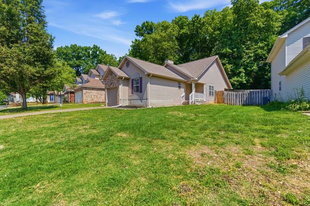 5910 Colchester Dr, Hermitage, TN 37076