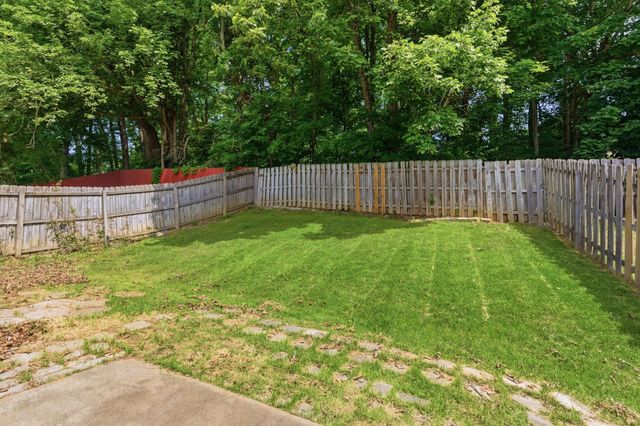 5910 Colchester Dr, Hermitage, TN 37076
