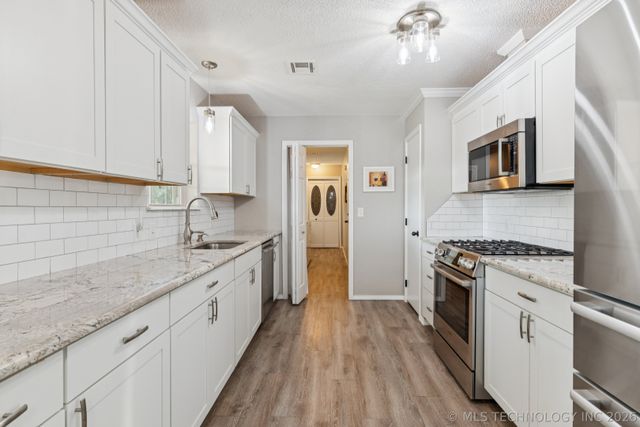 20354 E 580 Road, Inola, OK 74036