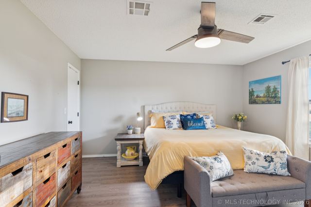 20354 E 580 Road, Inola, OK 74036