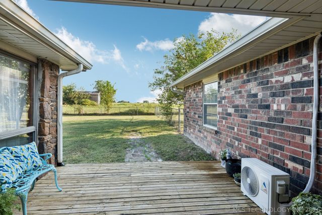20354 E 580 Road, Inola, OK 74036