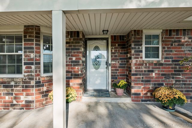 20354 E 580 Road, Inola, OK 74036